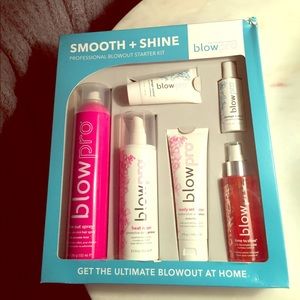 Blow Pro Smooth & Shine Blow out starter kit! NIB